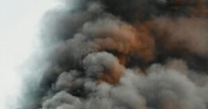 Robbanás Moszkvában: lángokban az orosz főváros egyik legfontosabb olajvezetéke