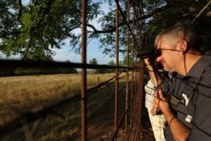Hadházy Ákos közzétette felvételét a Hatvanpusztán tett látogatásáról