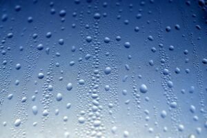 Hidegfront érkezik: eső és zivatarok várhatók négy vármegyében