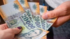 Minimálbér 2026: új számítási módszer jöhet – a szakszervezetek kitartanak, a munkaadók óvatosabbak