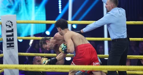 Sztárbox: Bódi Bence legyőzte Kamarás Ivánt a középsúlyú összecsapáson