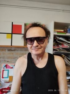 „Segítséget kér követőitől Galla Miklós”