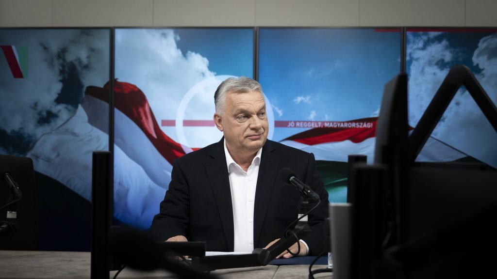 Orbán: A Jóisten küld jelzéseket, hogy a jó sávban vagyunk