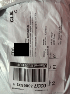 Elárasztják az országot a kínai csomagok – sok vásárlót átvernek a webáruházak