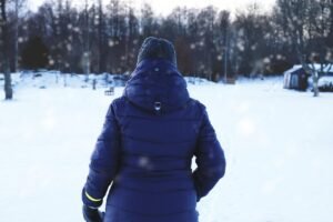 Megérkezett a tél: ebben a térségben szakad a hó, már 20 centi esett