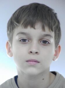 Eltűnt a 10 éves Mészáros Zoltán – a rendőrség a lakosság segítségét kéri