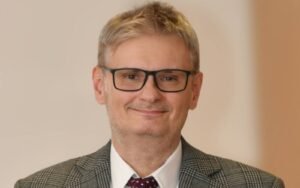 Jáksó László a TV2-n tér vissza a képernyőre, ebben a műsorban lesz látható a Heti Hetes egykori sztárja.