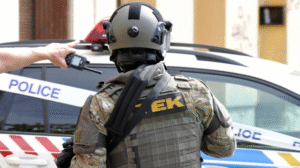 Fegyveres riadalom a XV. kerületben: a TEK mentette ki az óvoda gyerekeit