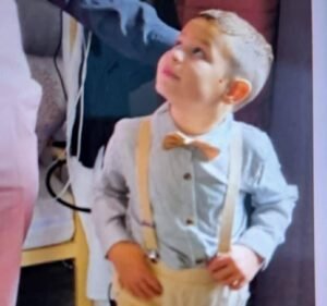 Eltűnt egy hétéves autista kisfiú –a rendőrség nagy erőkkel keresi