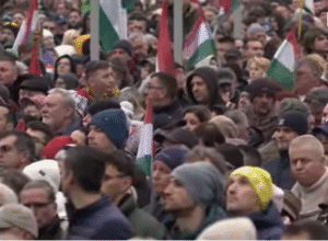 Hatalmas tömeg Magyar Péter győri rendezvényén-Videó