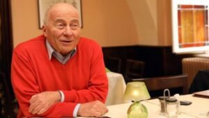 Életmentő műtéten esett át Juhász Előd