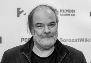 Borzalmas tragédia:55 éves korában elhunyt Kálloy Molnár Péter.