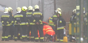 Rosszul lett és az érkező vonat elé esett egy fiatal – életveszélyes sérülésekkel vitték kórházba