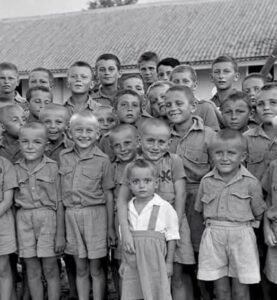 „Amikor 740 gyereket a tengerre ítéltek, és a világ nemet mondott, egyetlen ember igent mondott.”