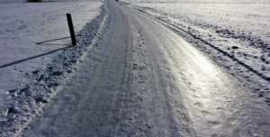 Újabb ónos eső fenyeget: több vármegyében is riasztás lépett életbe, a tél tovább szorítja az országot